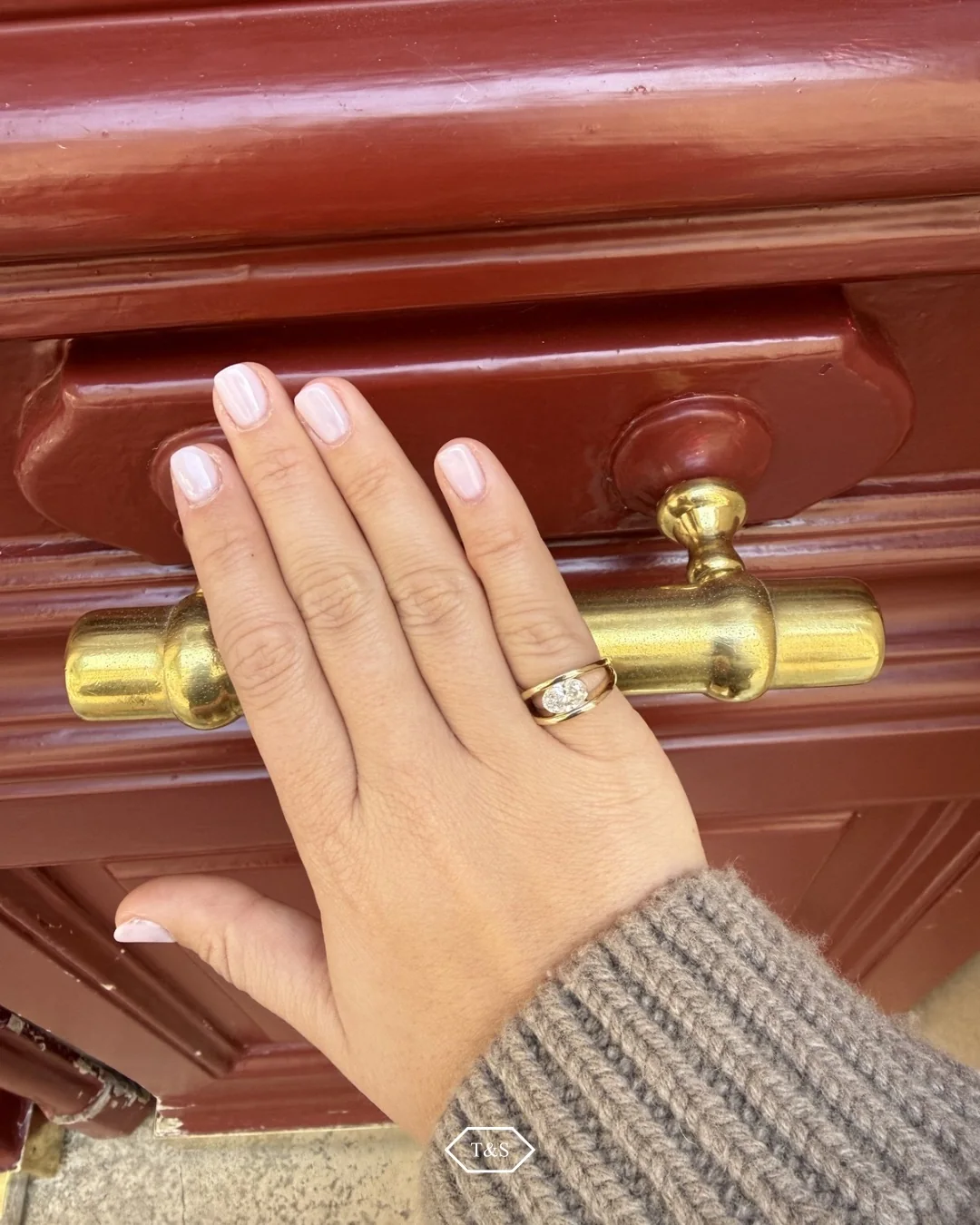 The Oval Pinky Ring — archived bespoke fine jewelry creation